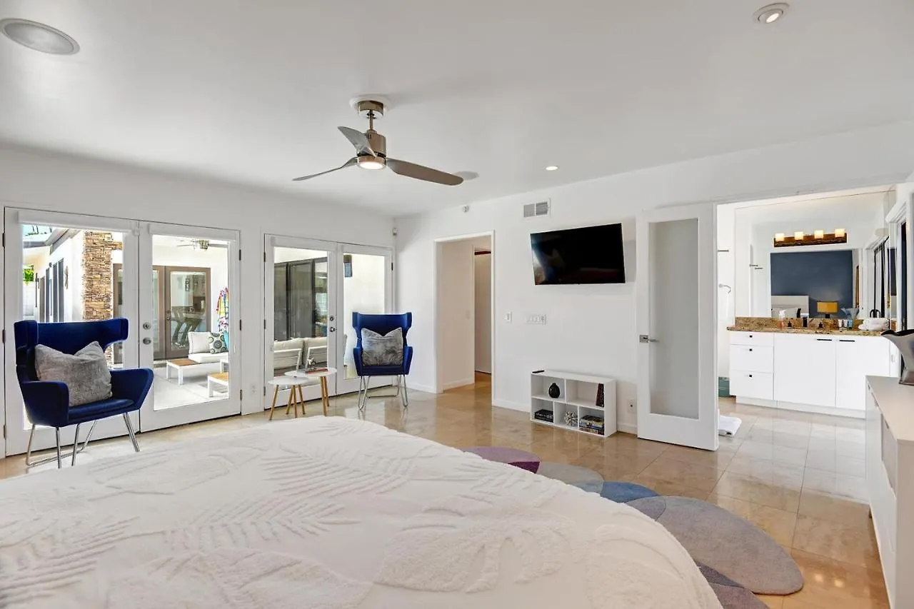 Cool Camino Villa Palm Springs Holiday home