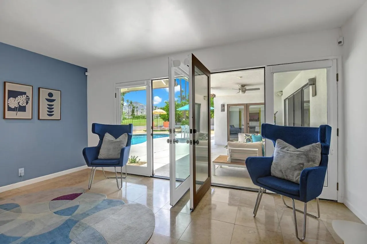 Cool Camino Villa Palm Springs Holiday home