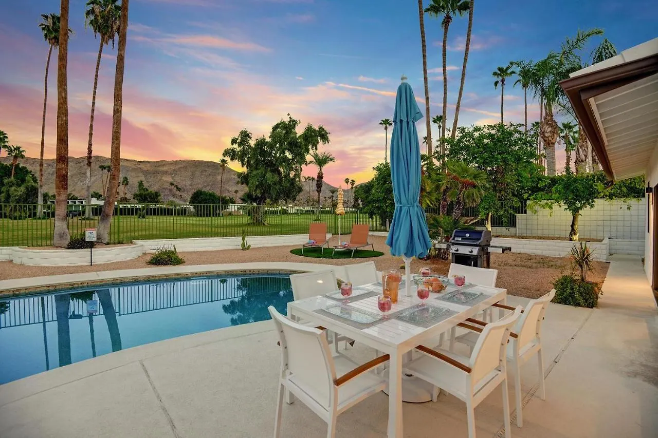 Cool Camino Villa Palm Springs